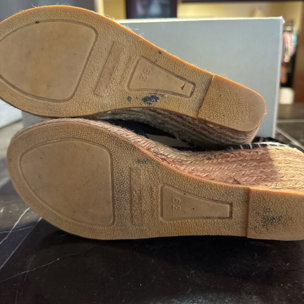 EUC VINTAGE Burberry size 39 nova check woven sandals that strap up the leg - Picture 7 of 8